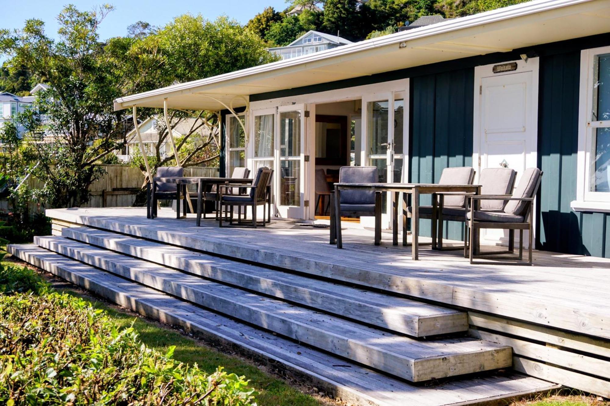 Last On The Strand, Russell - The Boathouse Екстер'єр фото